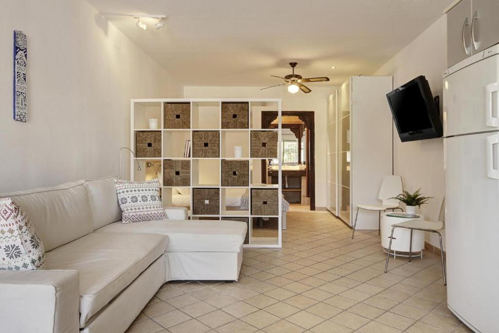 Coqueto Estudio En Puerto Deportivo De Marina Del Este อัลมูเญการ์ ภายนอก รูปภาพ